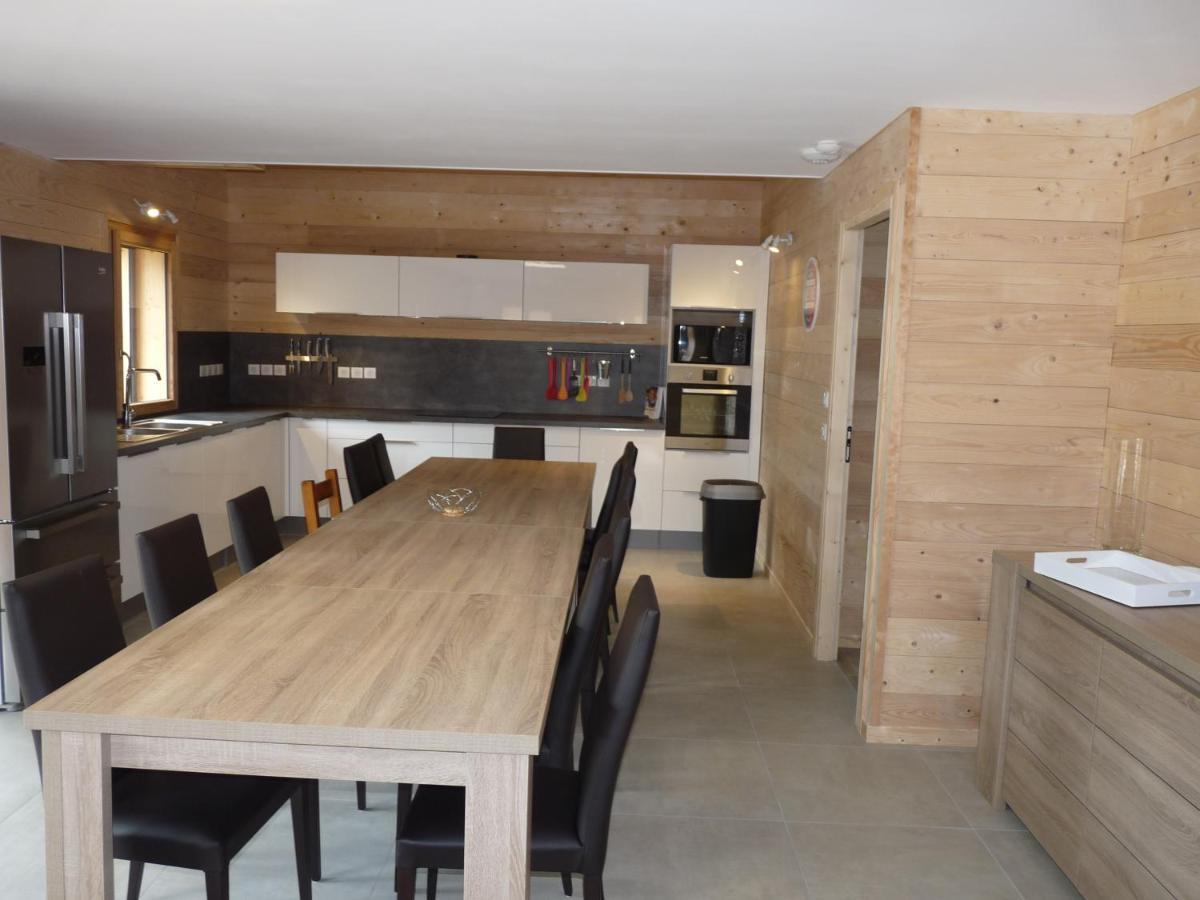 Les Petites Marmottes Villa Vaujany Exterior photo